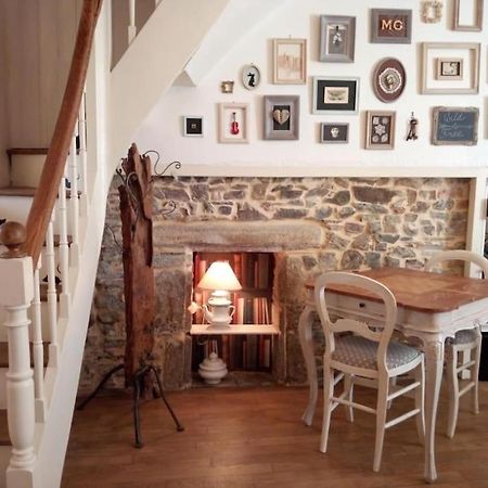 House At The Foot Of The Castle Of Fougeres Villa Ngoại thất bức ảnh